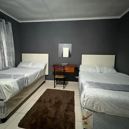 Hotel Golden Bamboo Nyanda Exterior foto